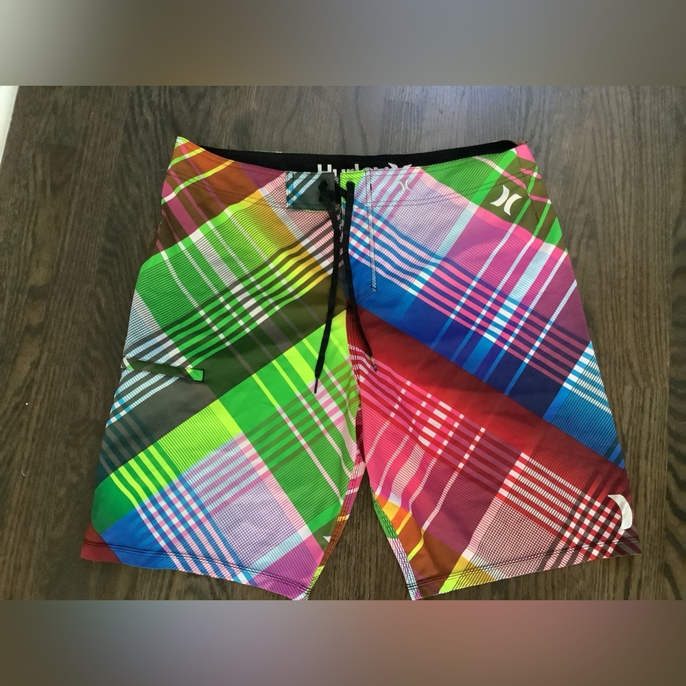 Hurley Phantom men’s bathing suit